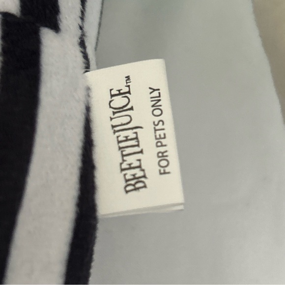 Beetlejuice Fetch For Pets Large 14” squeaky Plush Stuffed Animal Dogs toy - Picture 4 of 13